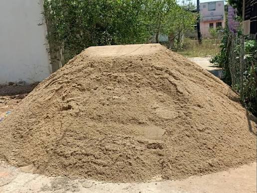 Sand (per ton)